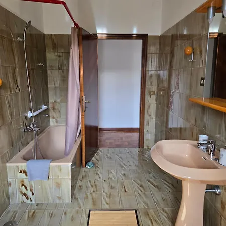 Riviera Apartman *